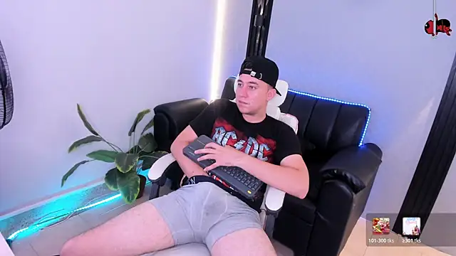 Lucian_Cross Live XXX-Chat