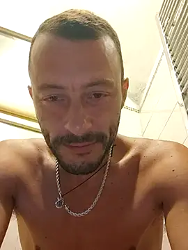XXX chat uživo modela marcoo1984