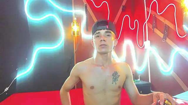 Chatroom XXX en direct de MaximumSteel_