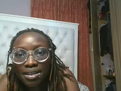 Chat XXX en directo de SexyAry