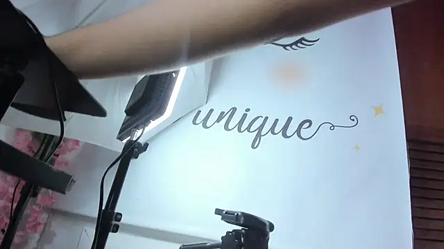 Chat XXX en directo de moly_cherry