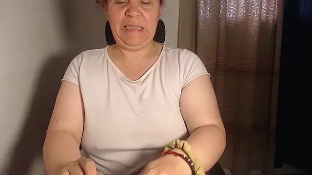 Živý XXX chat agathamiller01