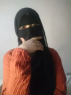 Yasmin_Oh: διαδικτυακό σόου στην κάμερα
