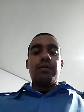 morenogostoso29 Adlı Modelin Canlı XXX Sohbeti