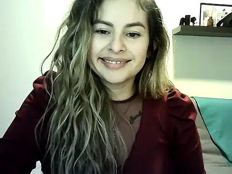 Valery__Rouse_ élő XXX-chatje