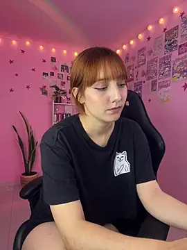 XXX chat uživo modela Davne_