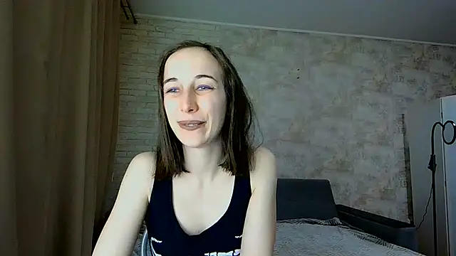 XXX chat uživo modela Anika_bloom