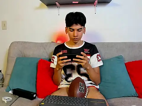 Angel_Dustt1 XXX чат на живо