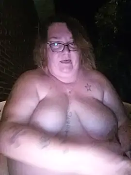 Chat XXX Live diosacurvy1984