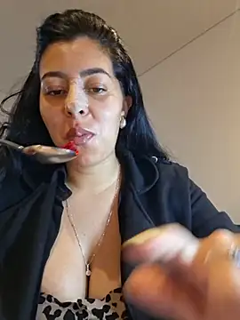 Luianna's Live XXX Chat