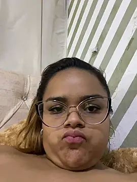 Evabigass' Live XXX Chat