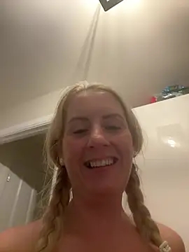 Elegant_Erin Шоу с уебкамера