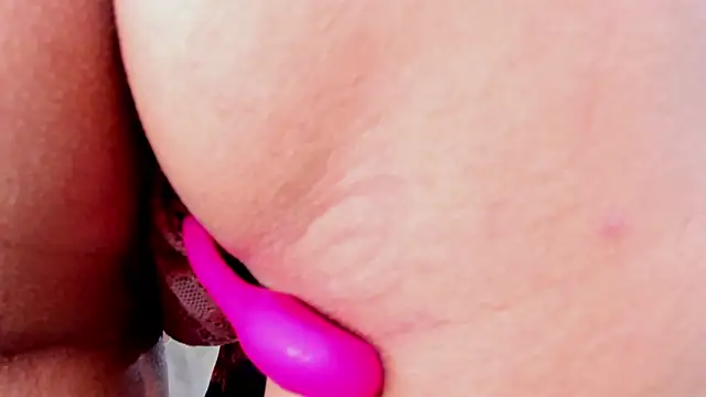 Slut_Milf_ Live XXX-chat