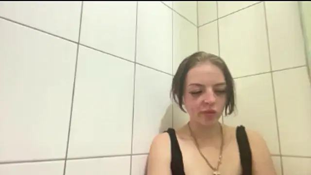 Вебкам-шоу drainedog