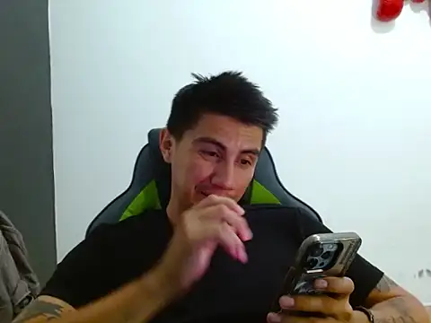 jimmy_scoot26 Chat XXX in diretta