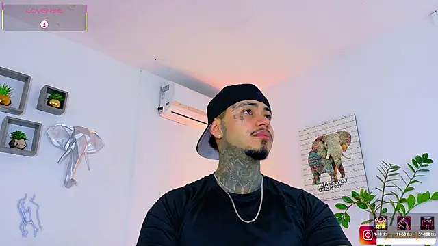 Czat XXX na żywo – JordanSmiith_