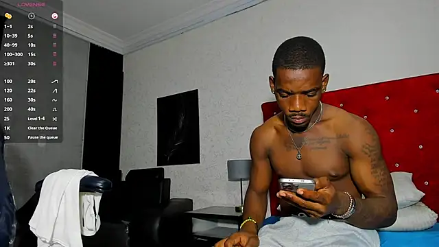 Chat +18 de aron_clark ao vivo