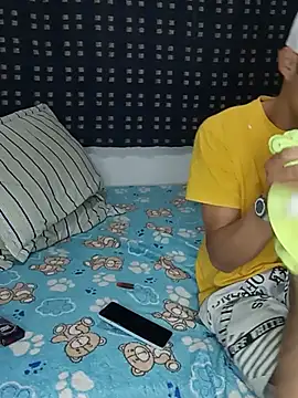 baby_22cm's Live XXX Chat