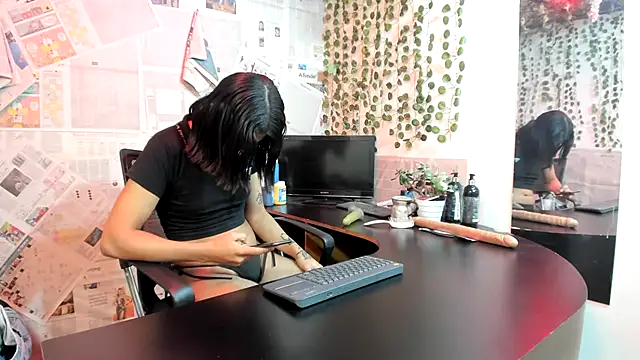 DAHNE_HOT_ XXX чат на живо