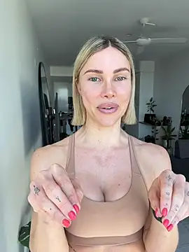 raeparks – Naživo XXX chat