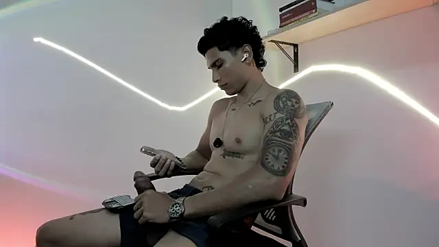 srghost333 Chat XXX in diretta
