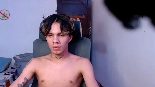 Chat XXX en directo de andy_dan18