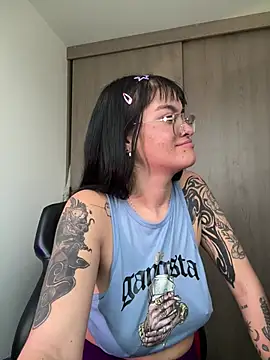 دردشة milica_ الجنسية المباشرة