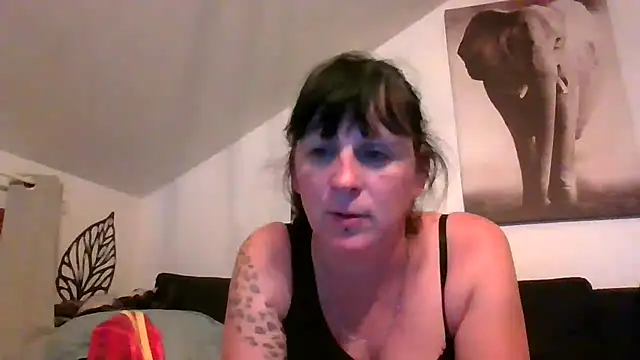 sexujuly88's Live XXX Chat