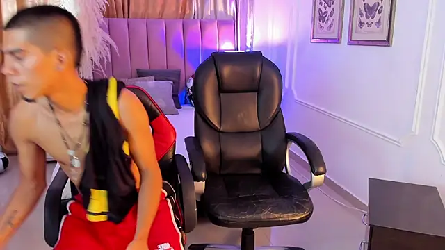 your_d0ll1's Webcam Show