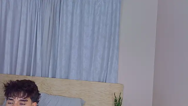 christopher_robin4 লাইভ XXX চ্যাট