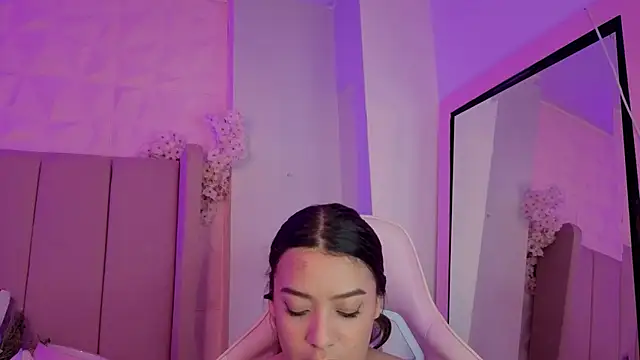 MollyBigBoobs12のライブXXXチャット