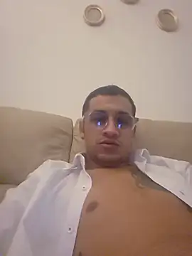 Ridaaaa5 Adlı Modelin Canlı XXX Sohbeti