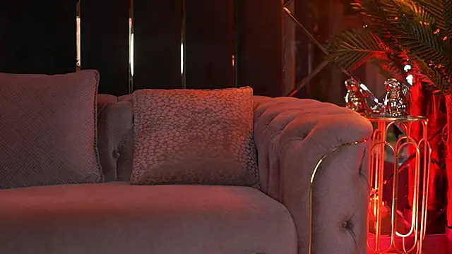 RavennaDArcy's Live XXX Chat