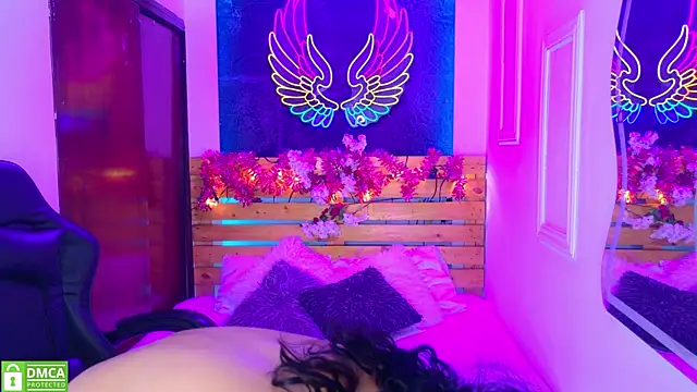 REDHOTTER_n Live XXX chat