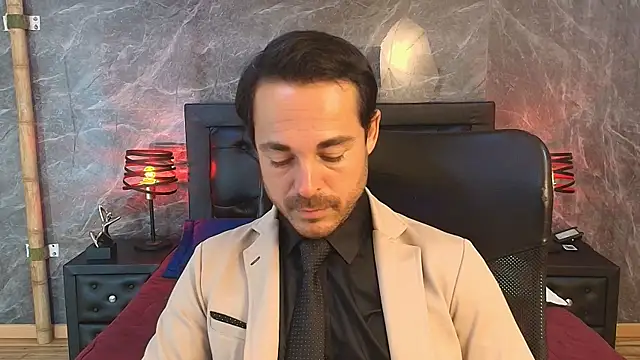 Chat +18 de Adams_Sanz ao vivo
