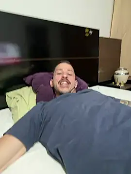 MeladoDiMel's Live XXX Chat