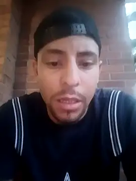 Cris_LaCobra_n Webbikameraesitys