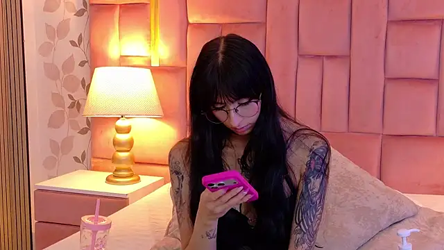 LaylaaDoll 라이브 XXX 채팅