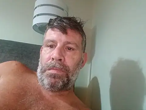 stud2512 XXX чат на живо