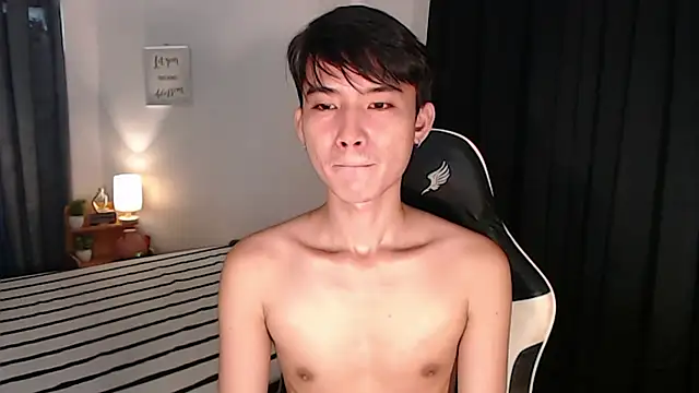 asian_dai Pertunjukan Webcam