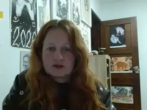 צ'אט XXX בשידור חי של ViioletaMora