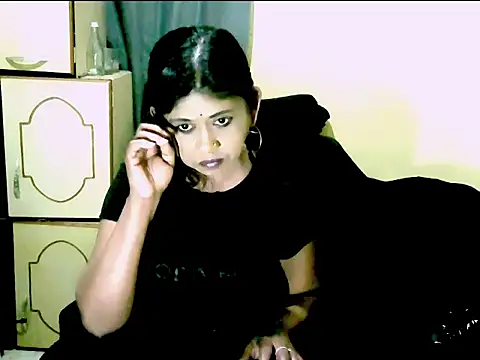 IndianPleasures21's Live XXX Chat