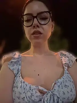 KaylaLewyss XXX чат на живо