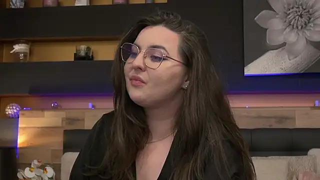 Czat XXX na żywo – Mia_Swano