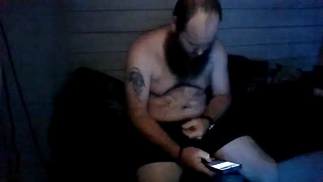 ThisGuy42o XXX чат на живо