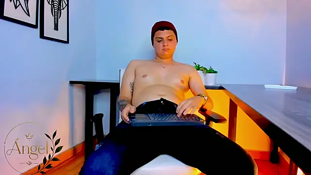 Živý XXX chat AngelBlue__
