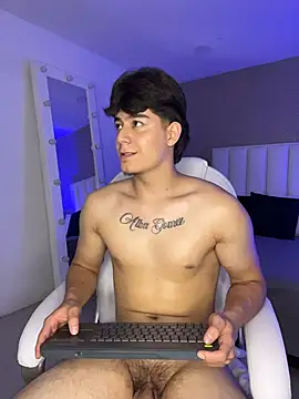 MaxCruz_ Chat XXX live