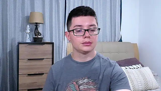 BlackFoXXX69 Live XXX-Chat