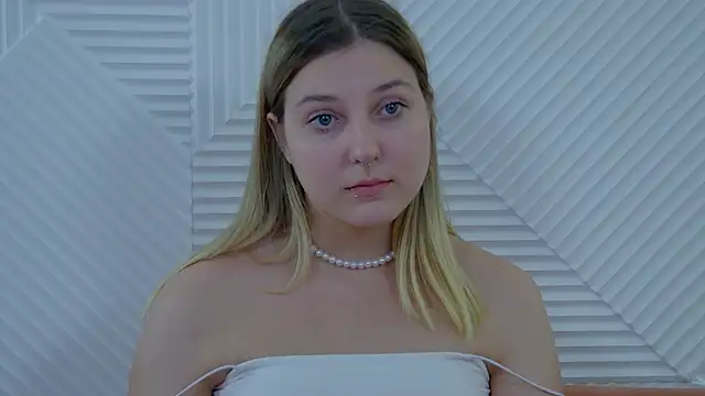 Chatroom XXX en direct de TinnaBurton