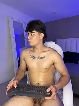 MaxCruz_ 即時 XXX 聊天